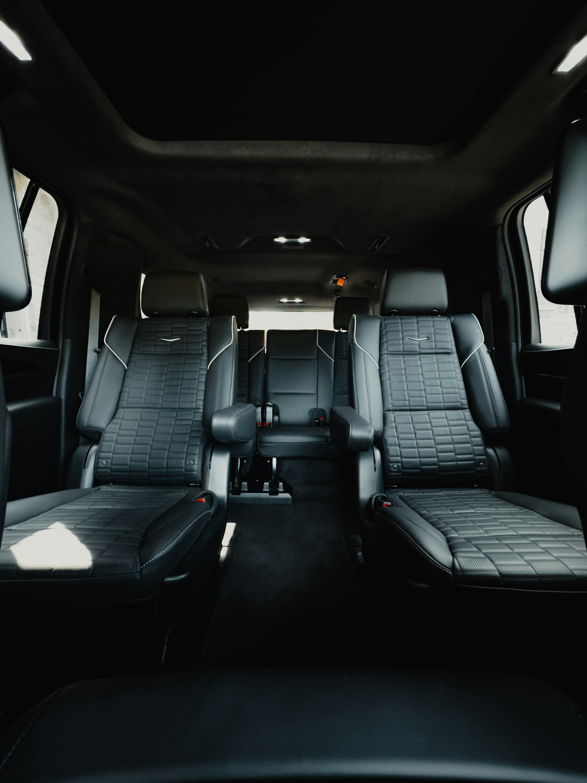 Luxury hourly chauffeur service by Black ReLAX™